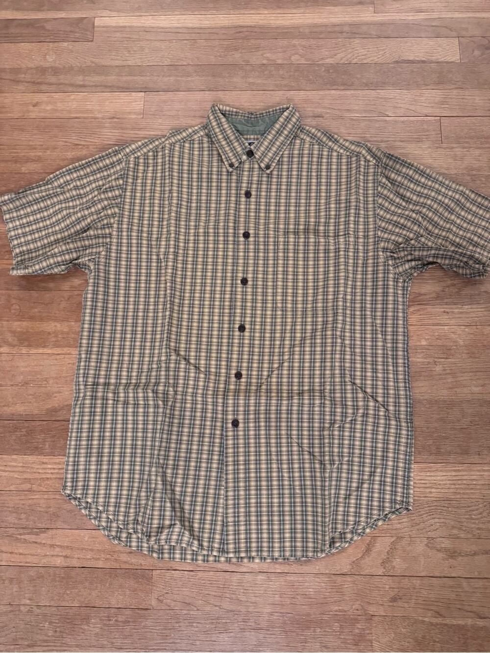 Arizona Jean Co. Men's Multi-Color Plaid Short Sleeve Button-Up Shirt Sz M
b12